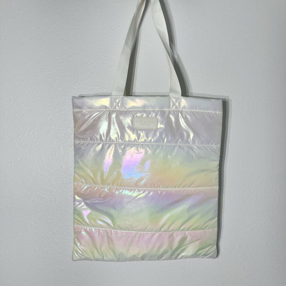 Bath Body Works Quilted Bag White Iridescent Puffer Tote Black Friday Exclusive